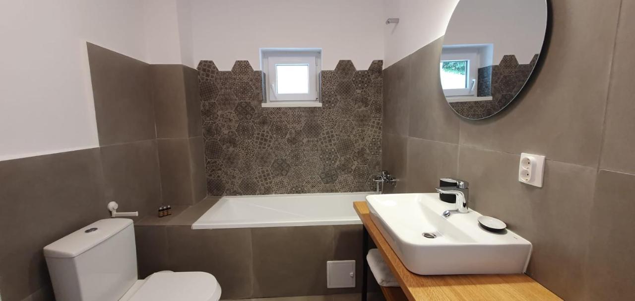 The Pines Serviced Apartments Brašov Exteriér fotografie