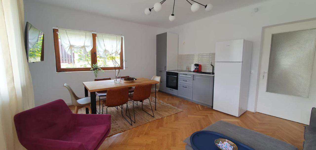 The Pines Serviced Apartments Brašov Exteriér fotografie